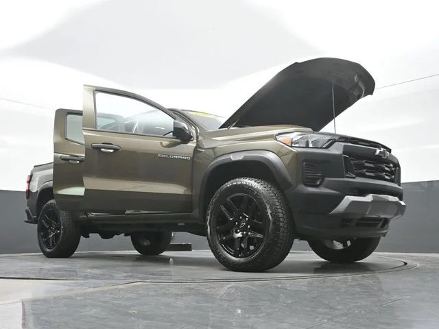 Used 2025 Brown Chevrolet Trail Boss image 32