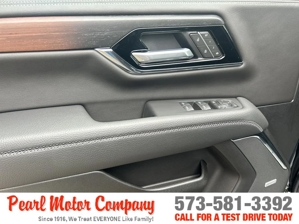 2026 GMC Yukon Denali - Photo 9