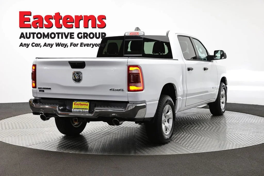 Used 2023 White Ram Big Horn/Lone Star image 5