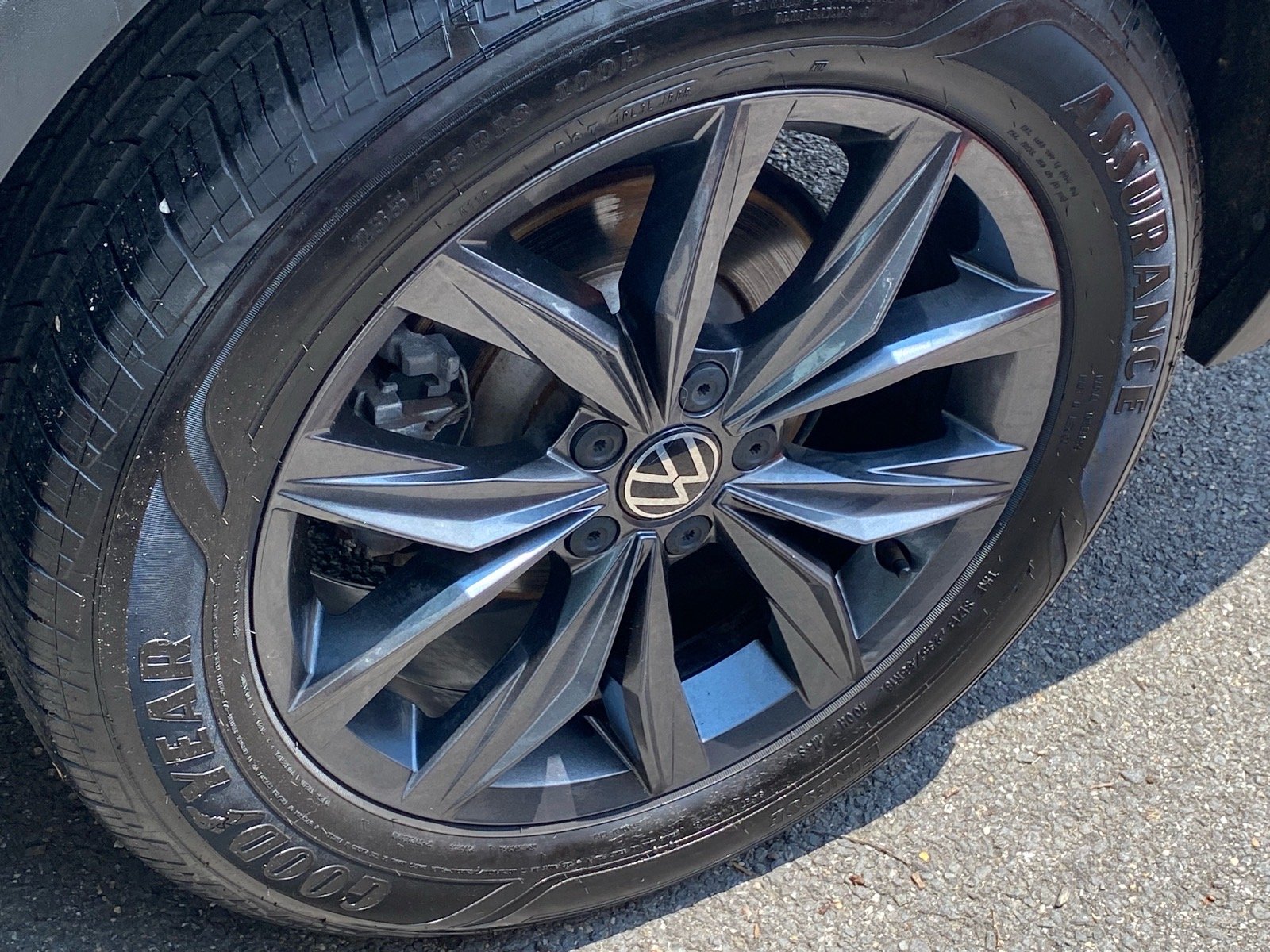 Certified Used 2023 Blue Volkswagen 2.0T SE image 20