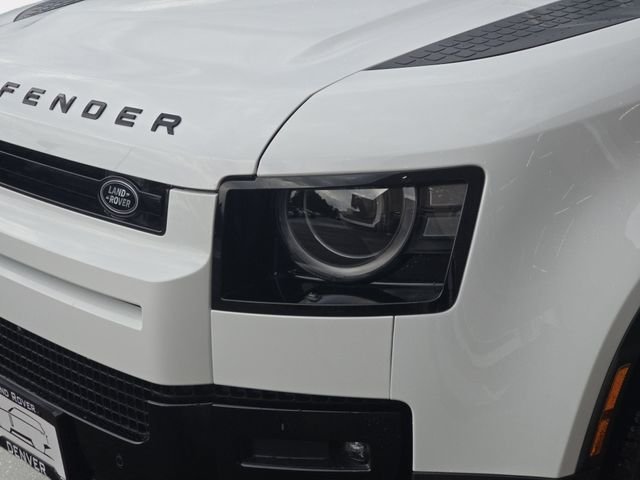 New 2026 Fuji White LAND ROVER S image 21