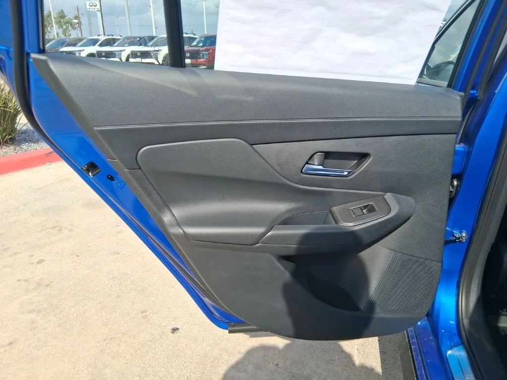 New 2026 Bluestone Pearl / Super Black Two-tone Nissan SR image 25