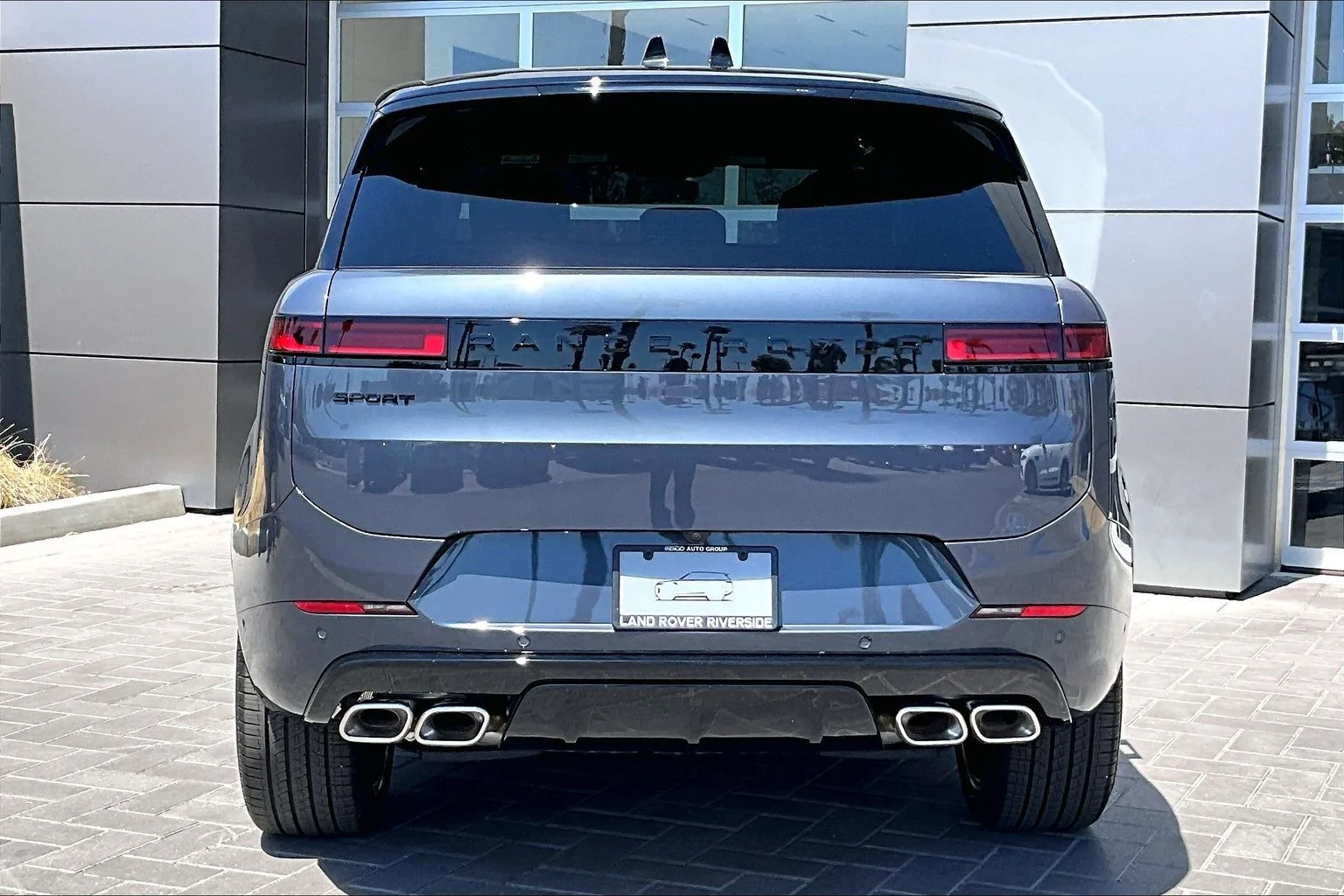 New 2026 Varesine Blue Land Rover Dynamic SE image 4