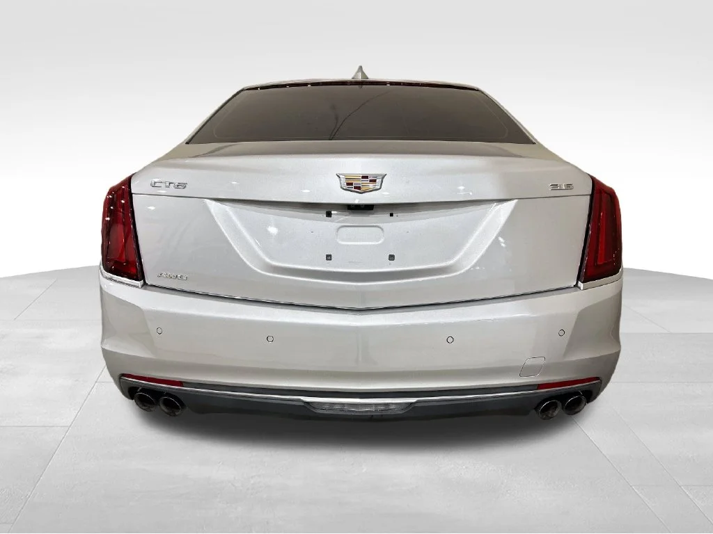Used 2018 Silver Cadillac 3.6L Luxury image 4