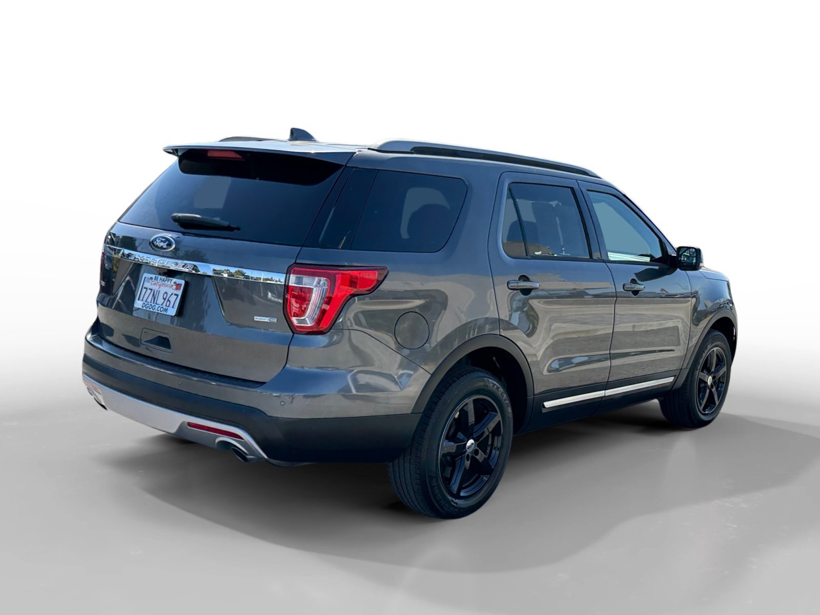 Used 2017 Magnetic Ford XLT image 5
