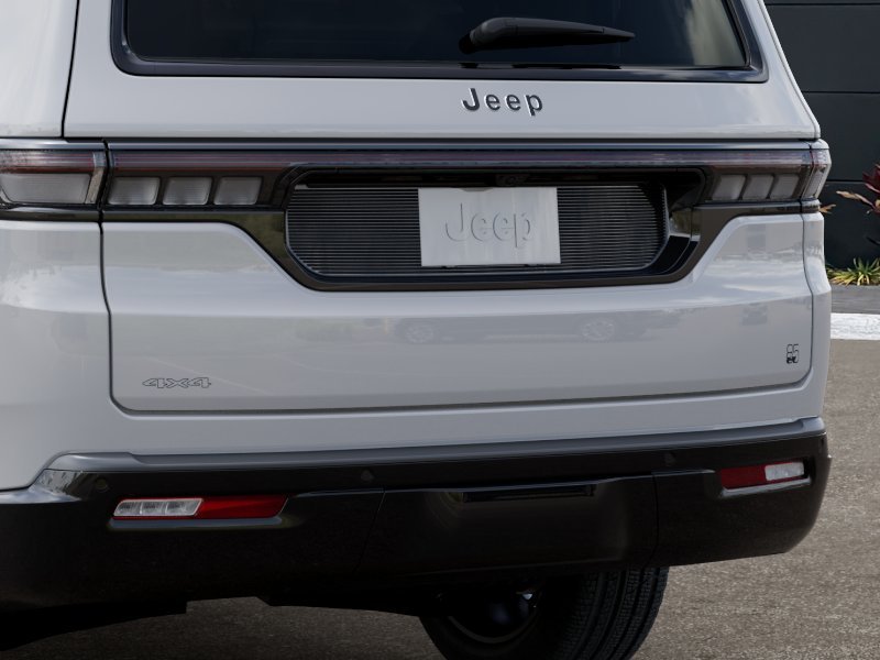 New 2026 Bright White Clear-Coat Exterior Paint Jeep 85th Anniversary Edition image 48