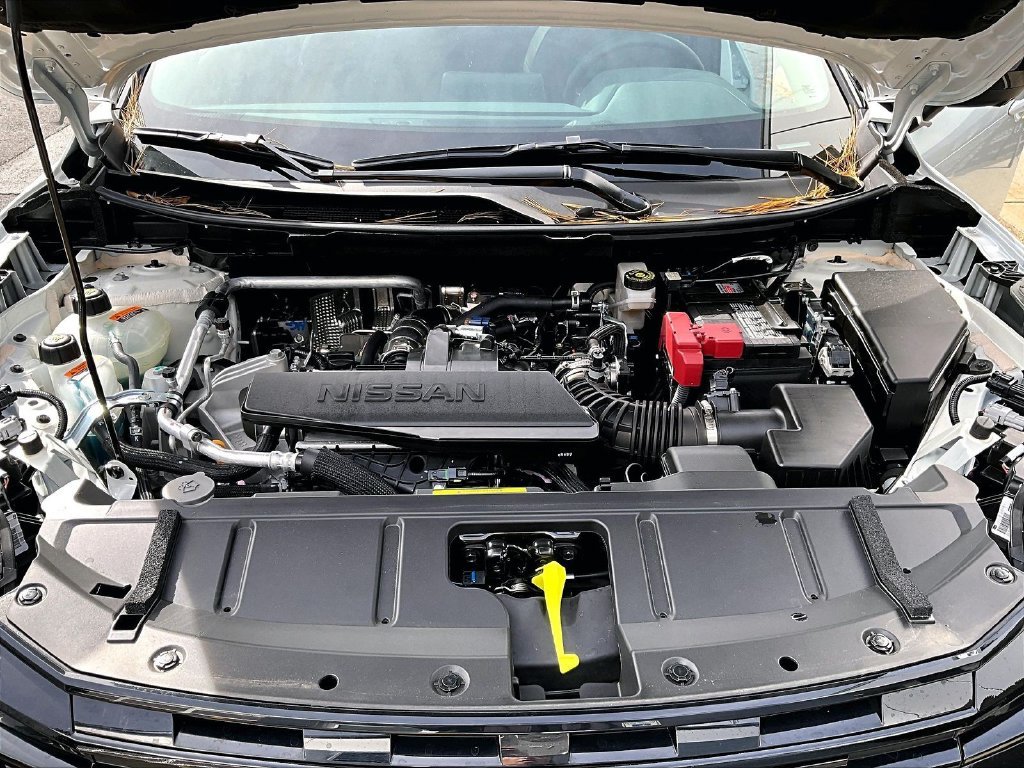 Used 2026 White Nissan Dark Armor image 31
