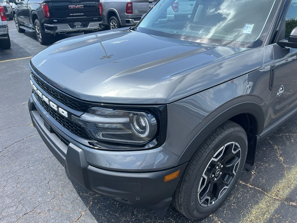 New 2026 Carbonized Gray Metallic Ford Outer Banks® image 9