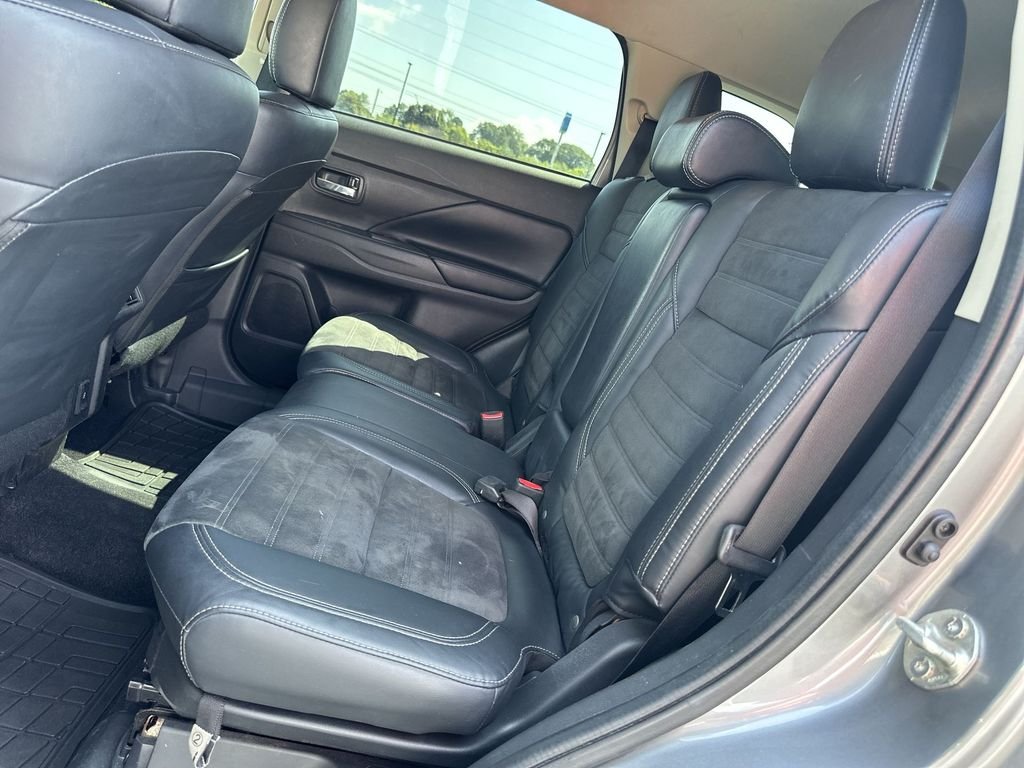 Used 2020 Gray Mitsubishi  image 27