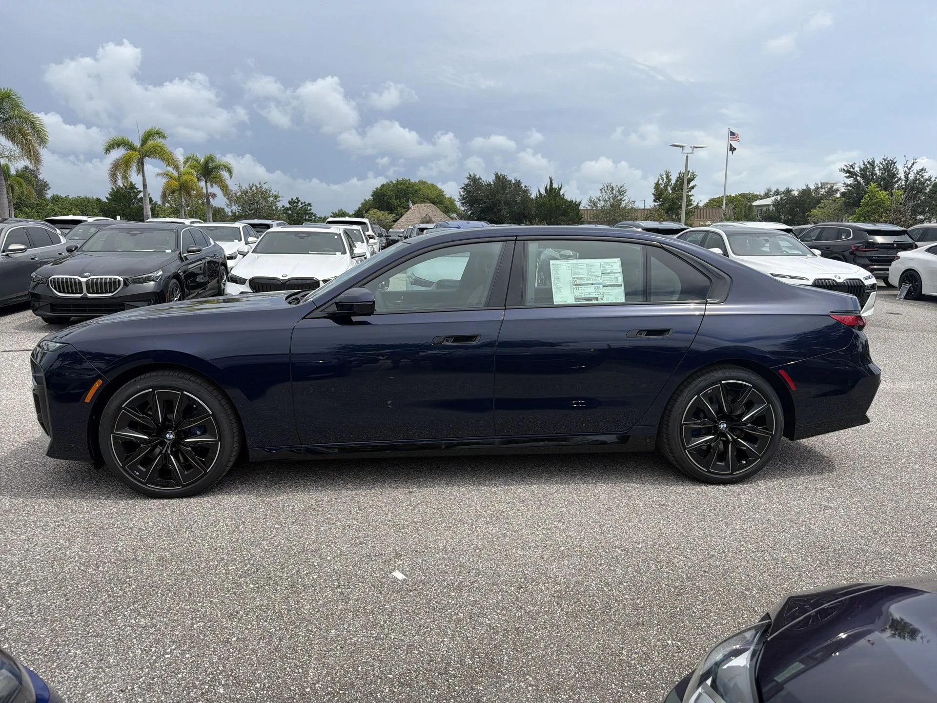 New 2026 Tanzanite Blue II Metallic BMW 740i xDrive image 7