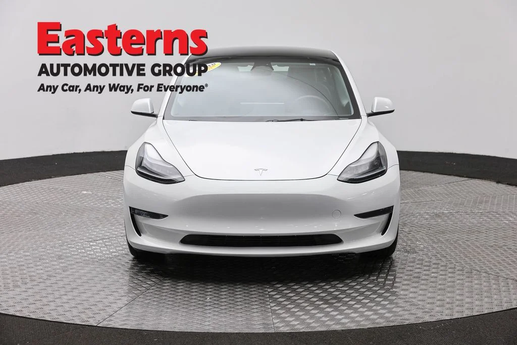 Used 2023 White Tesla Base image 2