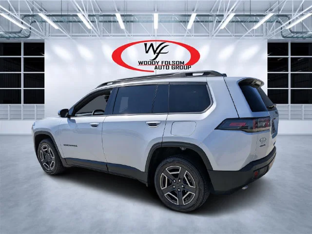 Used 2026 Silver Jeep Limited image 5