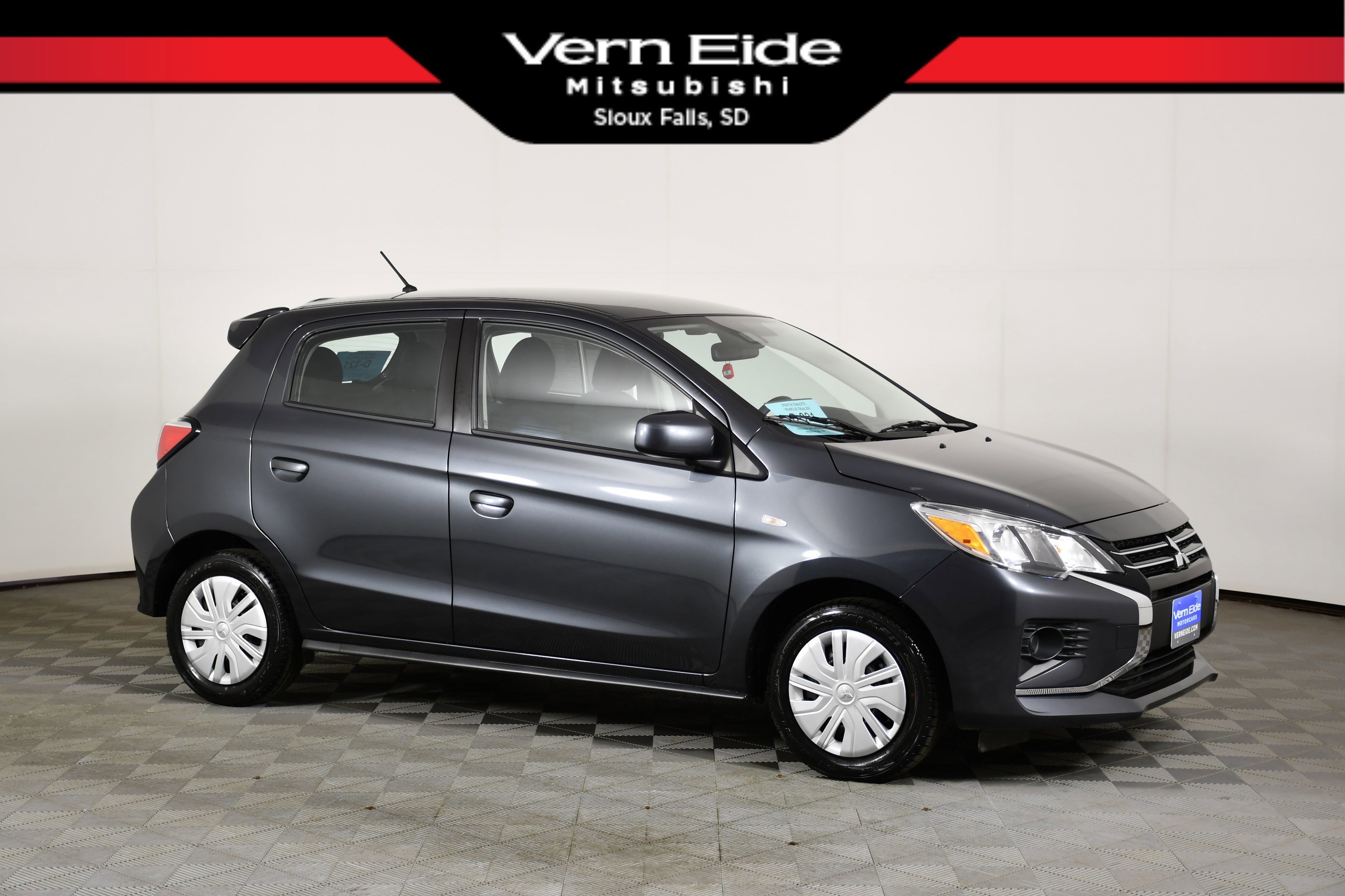 2024 Mitsubishi Mirage ES CVT's photo
