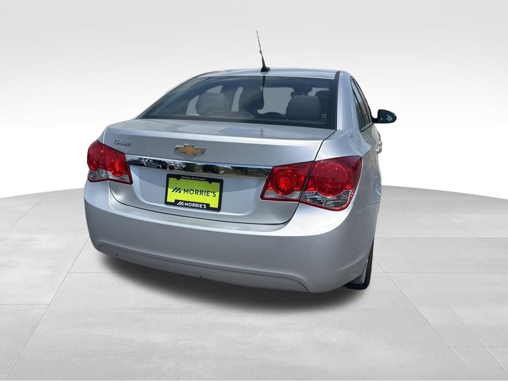 Used 2013 Silver Chevrolet LS image 9
