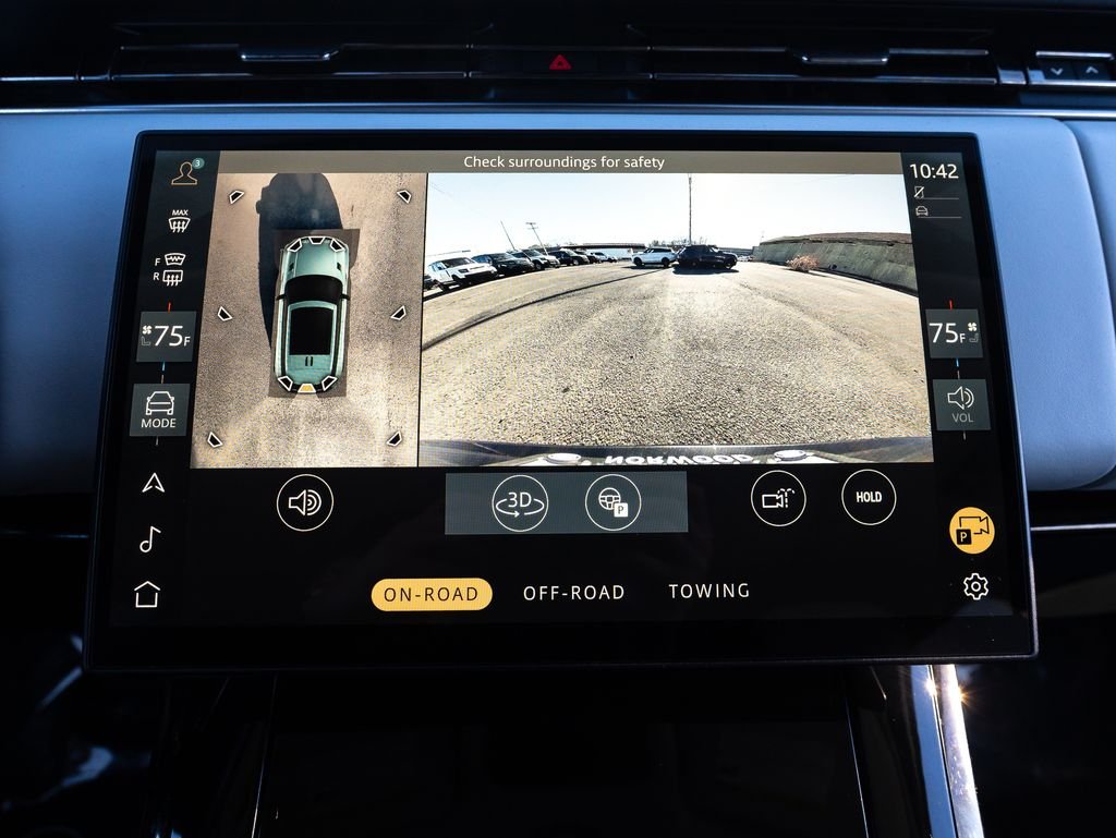 Certified Used 2024 Black Land Rover SE image 30