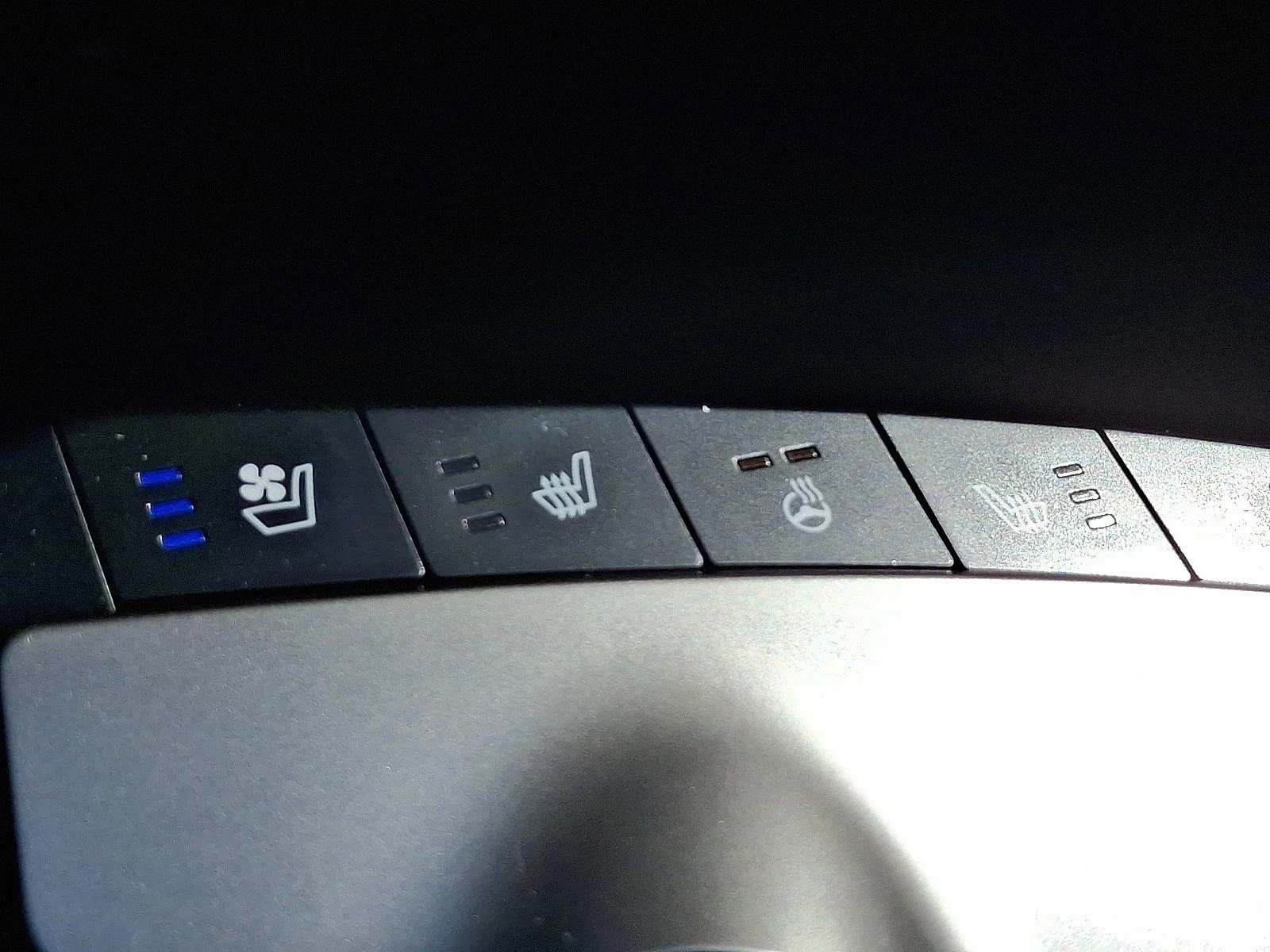 2025 Kia EV6 GT-Line - Photo 12