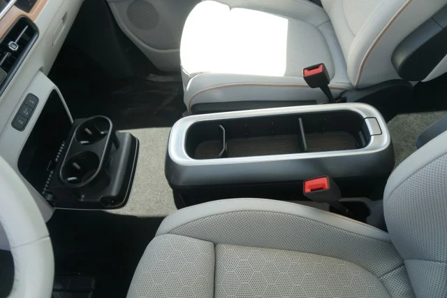 2025 Volkswagen ID. Buzz 1st Edition - Photo 28