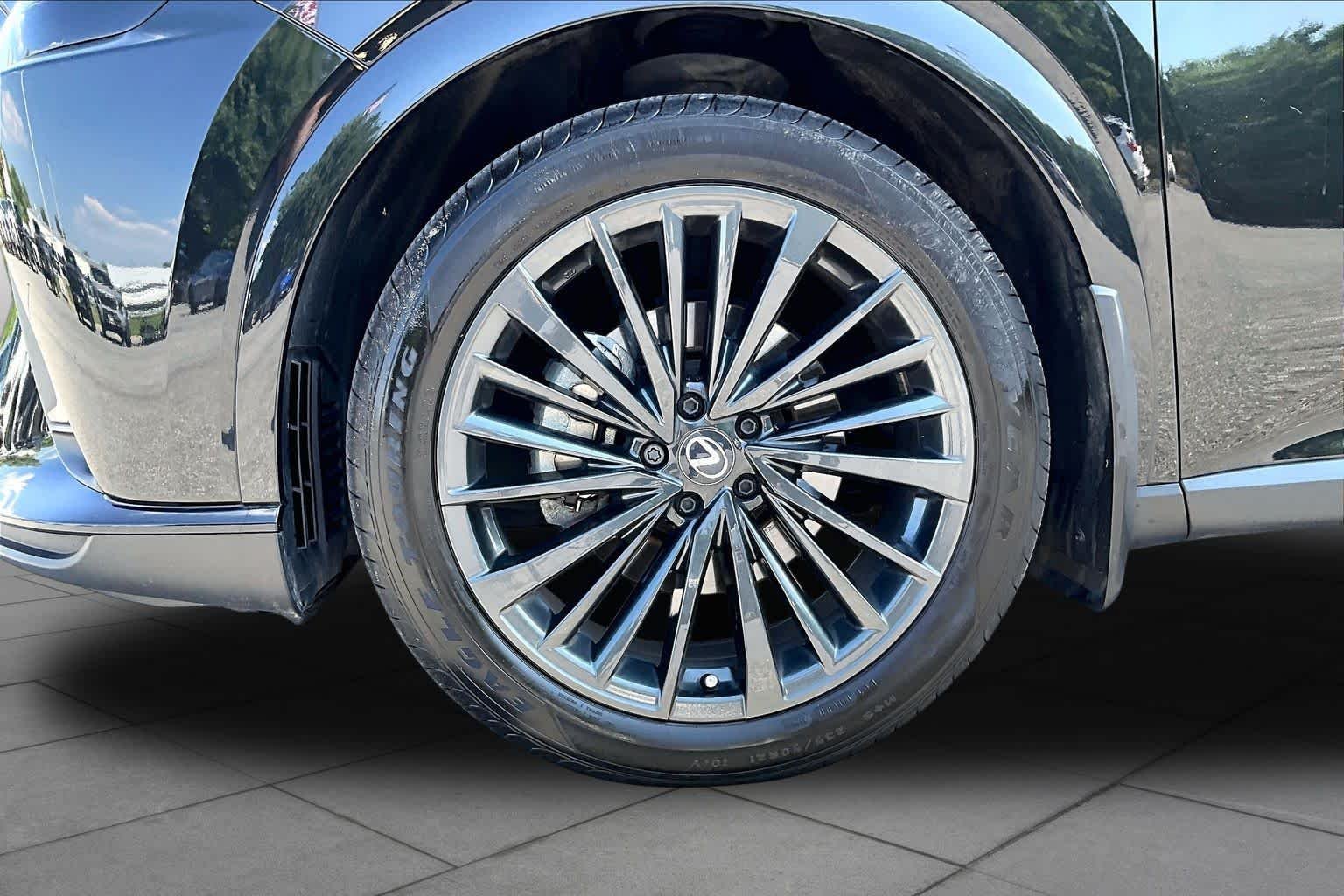 Used 2024 Caviar Lexus Premium image 11