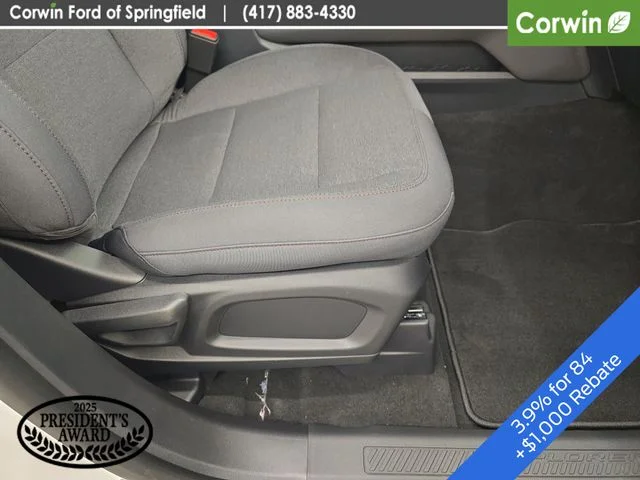 New 2026 Star White Metallic Tri-Coat Ford Active image 12