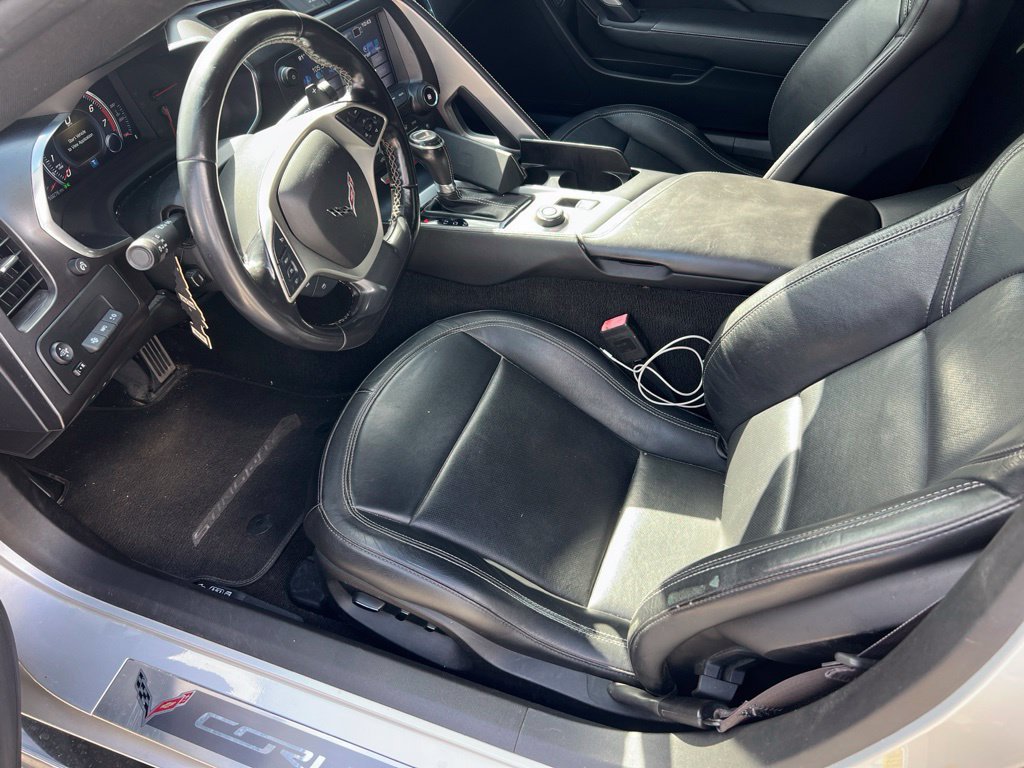Used 2017 BLADE SILVER METALLIC Chevrolet Z51 2LT image 8