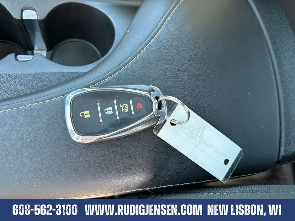 Used 2018 Summit White Chevrolet SS image 29