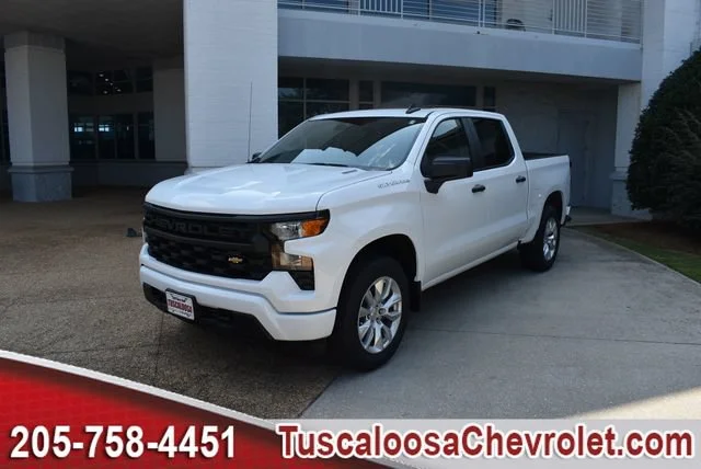 New 2026 Summit White Chevrolet Custom image 5