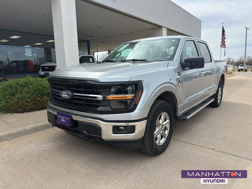 Used 2025 Iconic Silver Metallic Ford XLT image 1