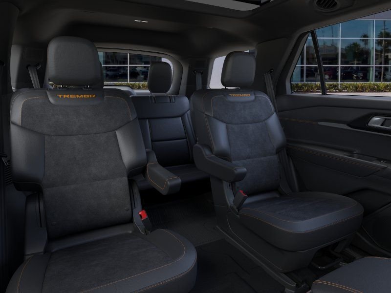 New 2026 Star White Metallic Tri-Coat Ford Tremor image 11