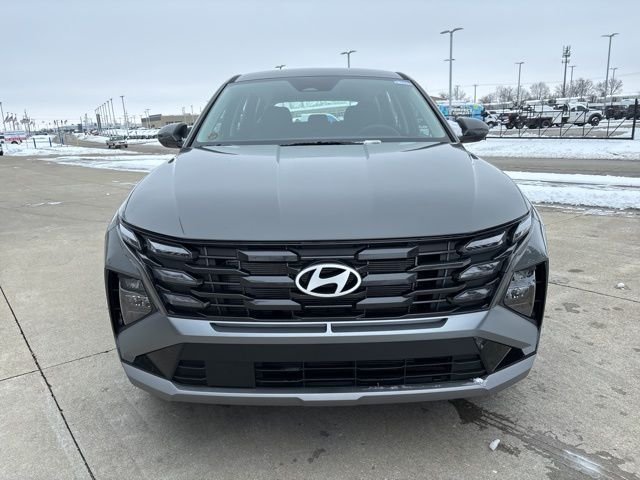 New 2026 Hampton Gray Hyundai SE image 4