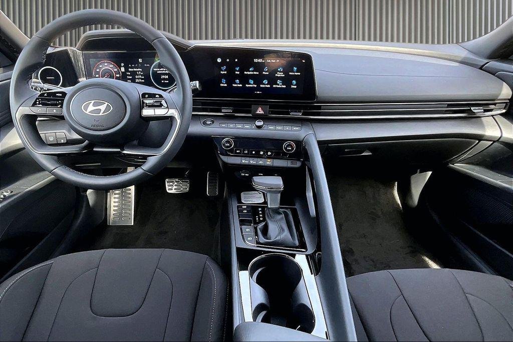 New 2026 Abyss Black Hyundai SEL Sport image 6