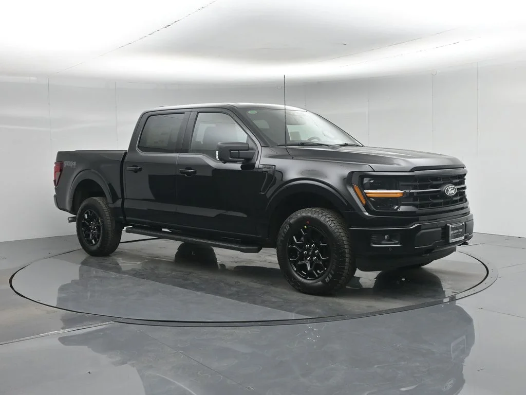 New 2026 Agate Black Metallic Ford XLT image 30