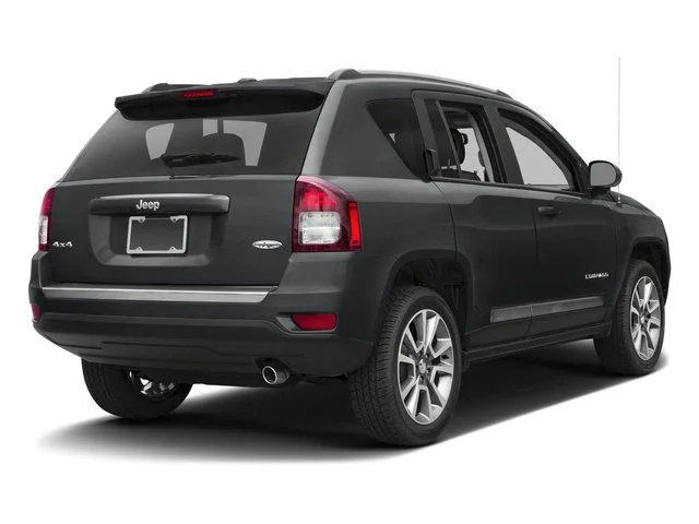 Used 2016 Granite Crystal Metallic Clearcoat Jeep High Altitude Edition image 7