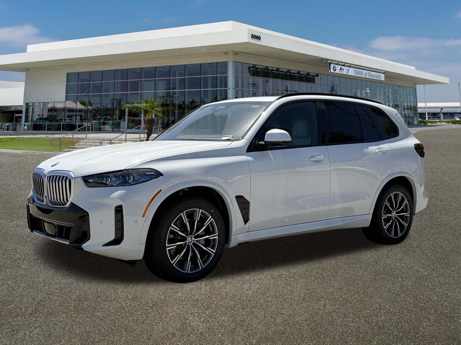 New 2026 Alpine White BMW sDrive40i image 5