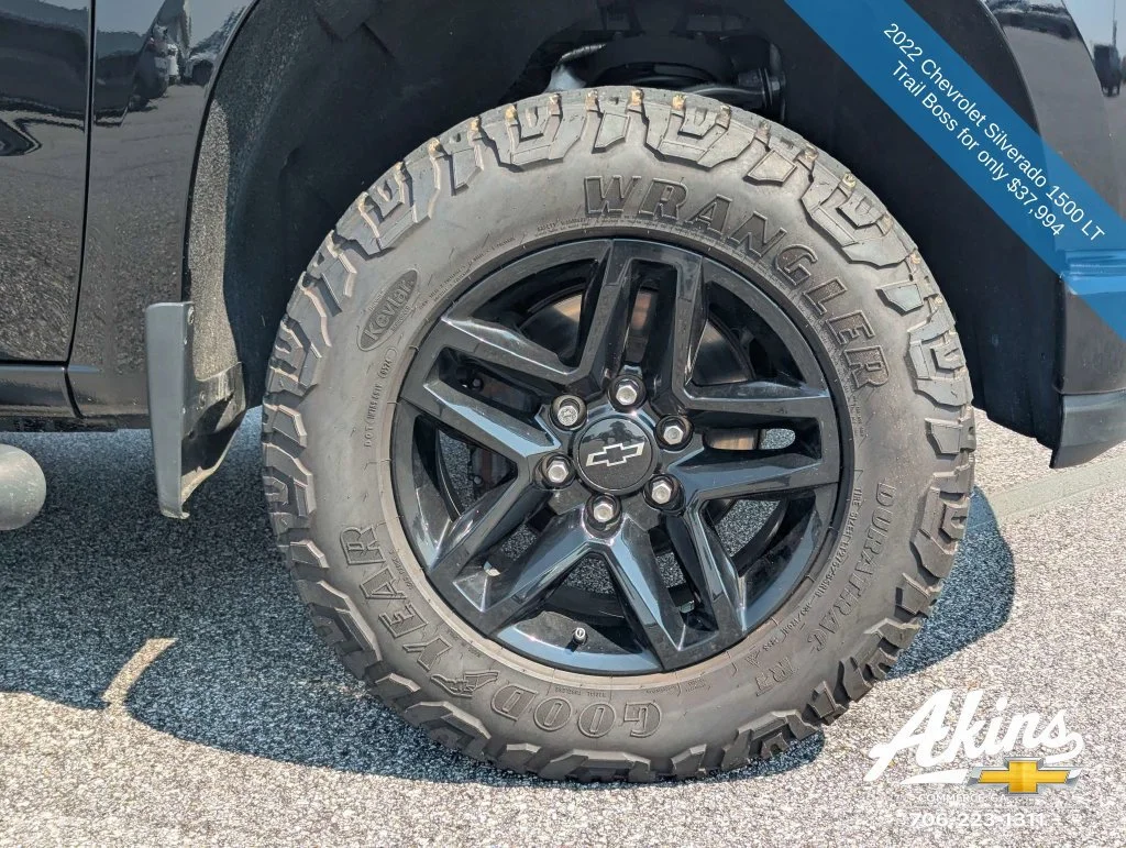 Used 2022 Black Chevrolet LT Trail Boss image 10