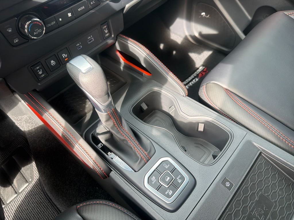 New 2026 Nissan Frontier PRO-4X 4D Crew Cab