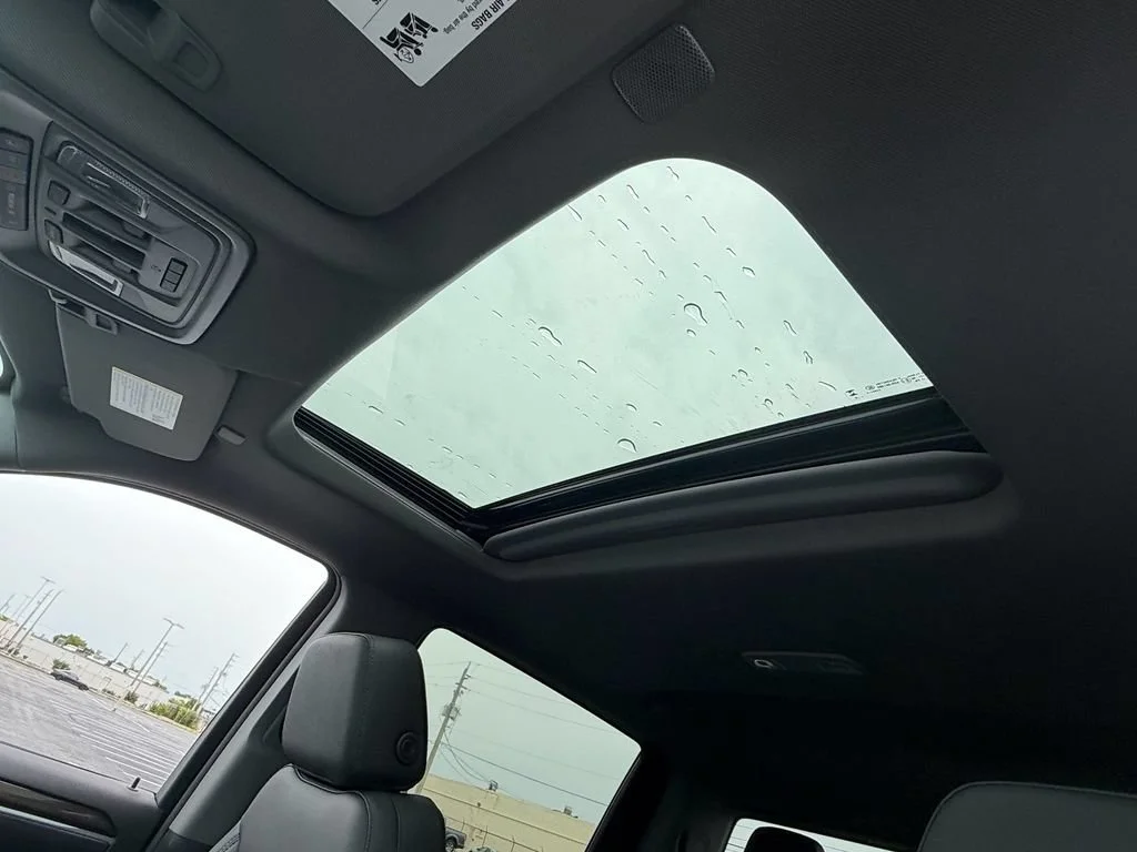 New 2026 Summit White Chevrolet LT Trail Boss image 9