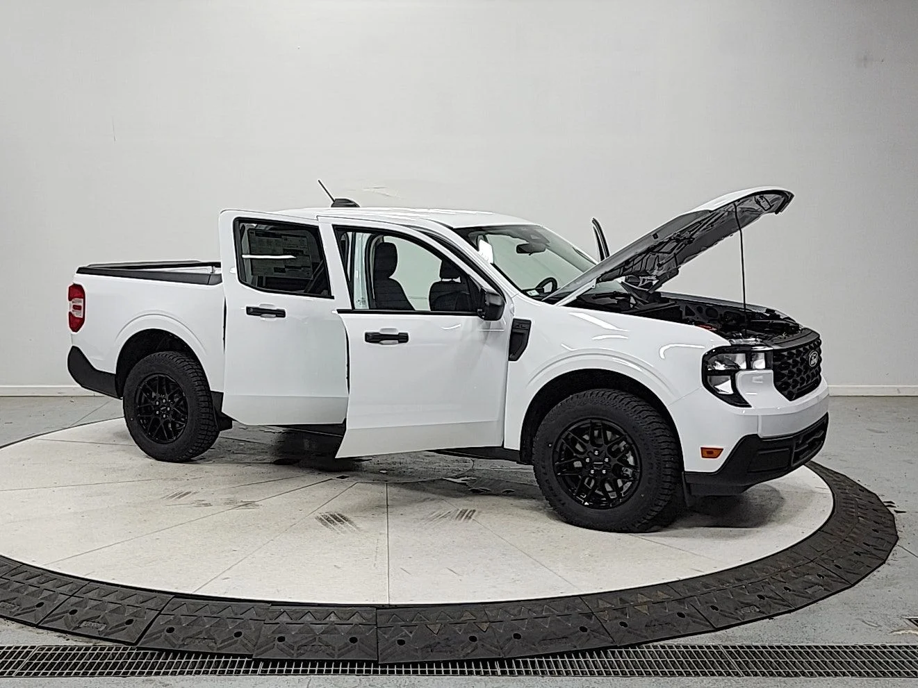 New 2026 Oxford White Ford XL image 9