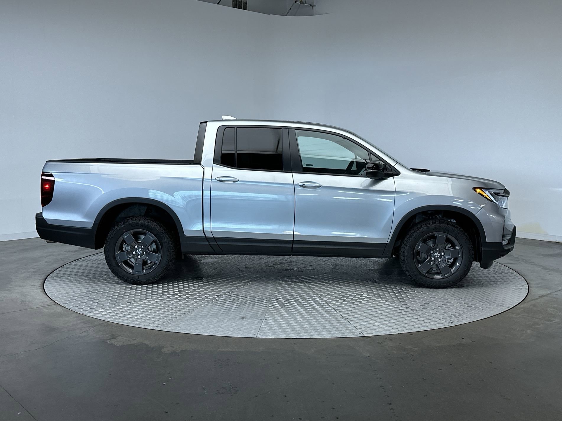 New 2026 Solar Silver Metallic Honda TrailSport image 10