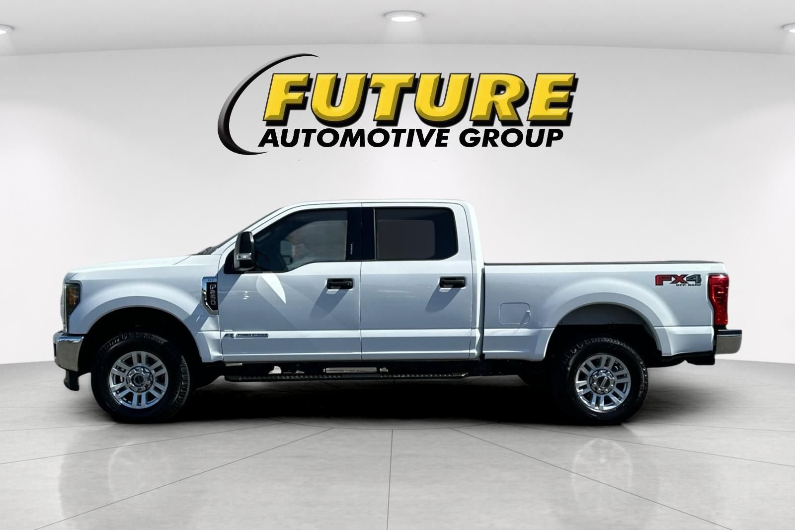 Used 2019 White Ford XLT image 6