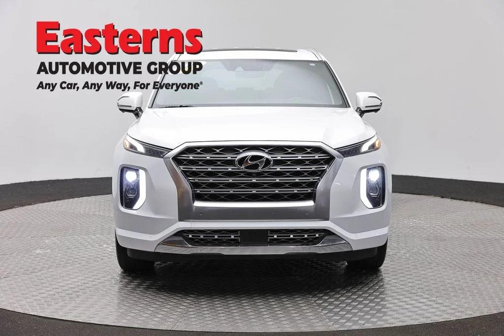 Used 2020 White Hyundai Limited image 2