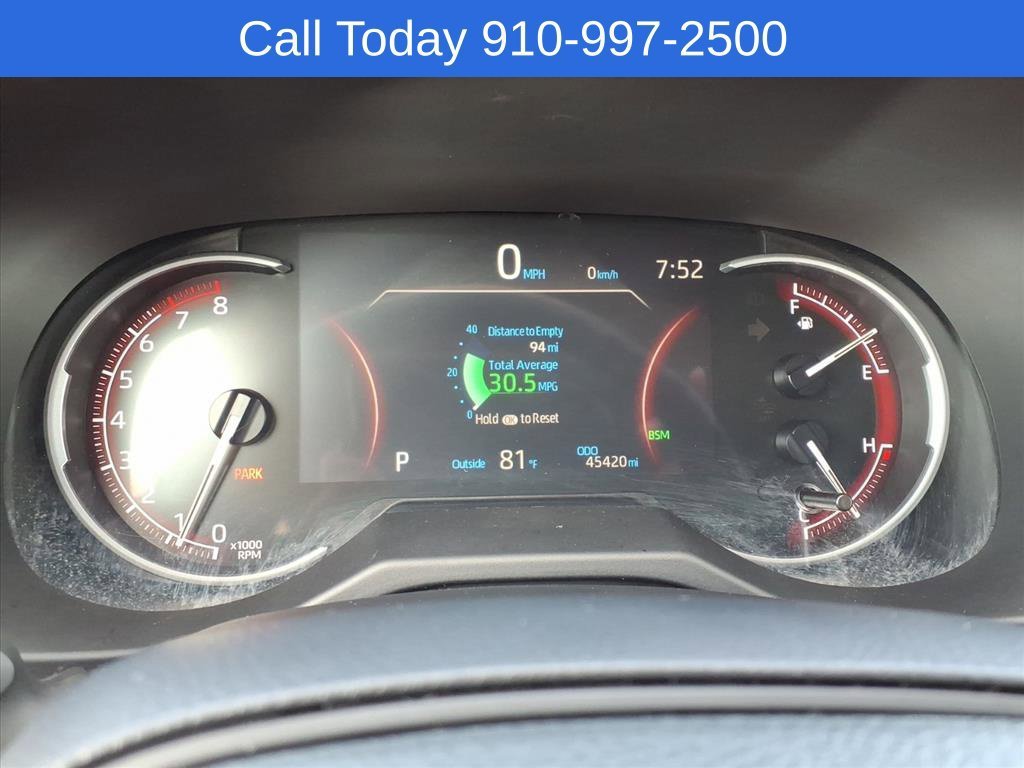 Used 2024 White Toyota XLE image 26