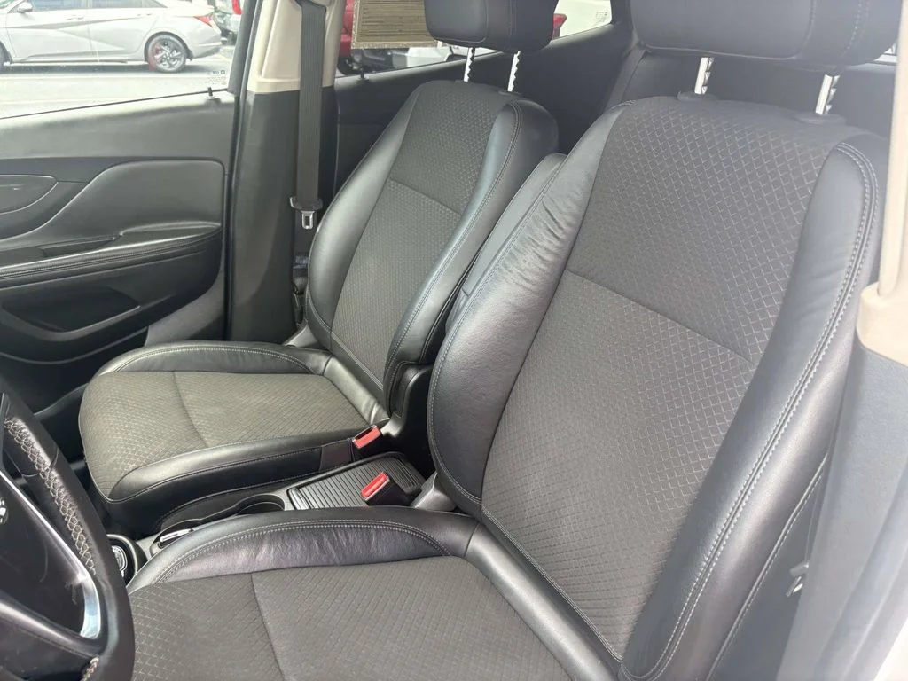 Used 2017 White Buick Preferred II image 21