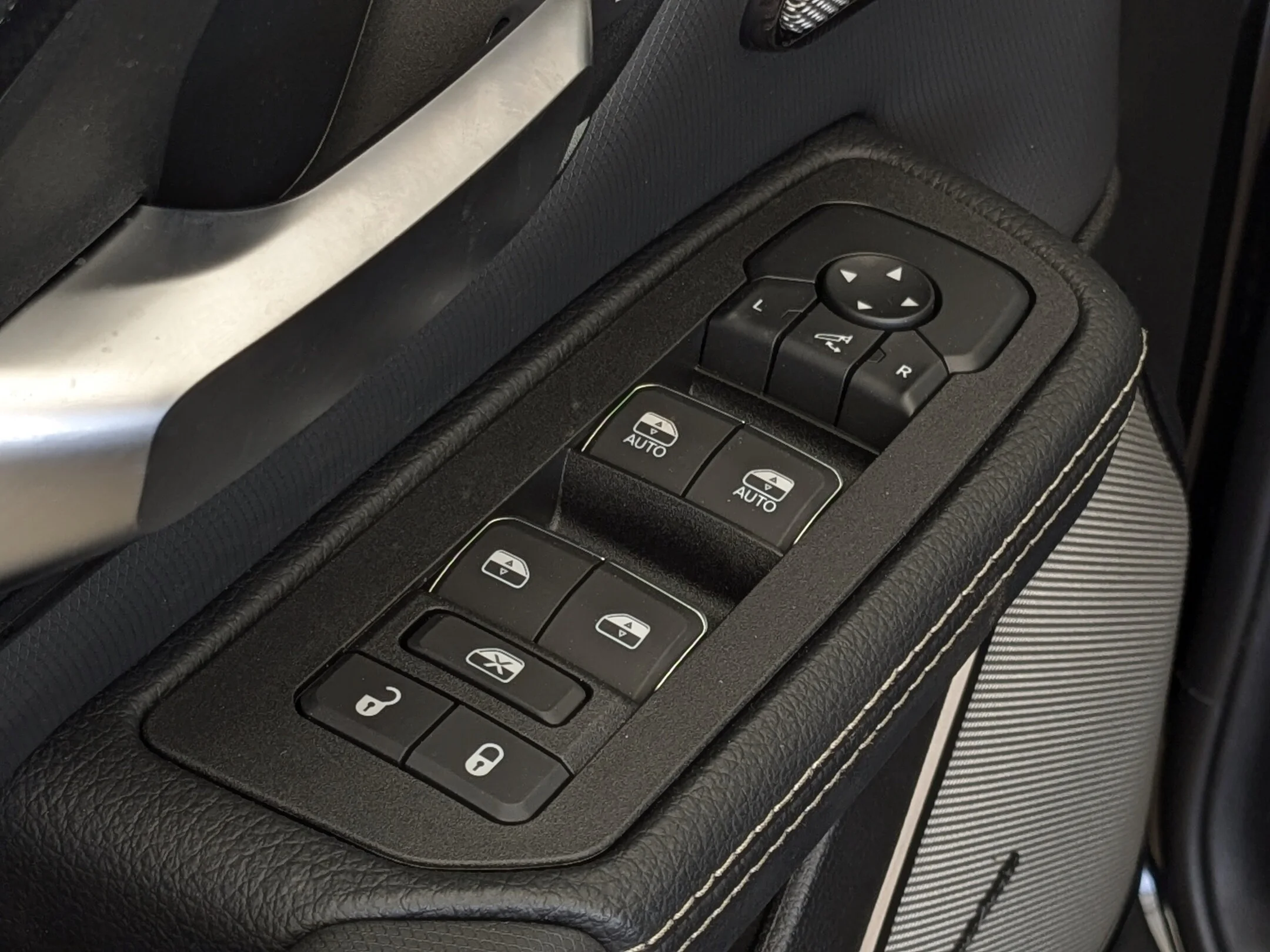New 2026 Black RAM Rebel - - Level 2 Grp - Luxury Leather - Pano Sunroof - Harman/Kardon Audio & More! image 12