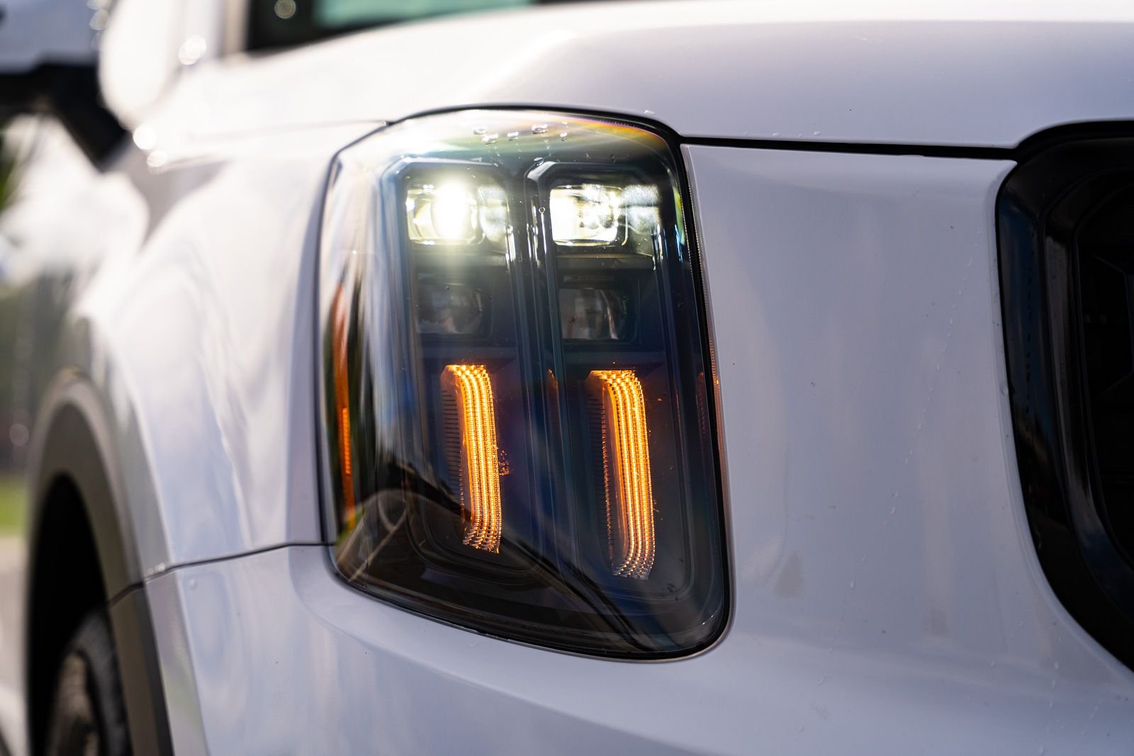 Used 2025 White Kia SX-Prestige X-Line image 10