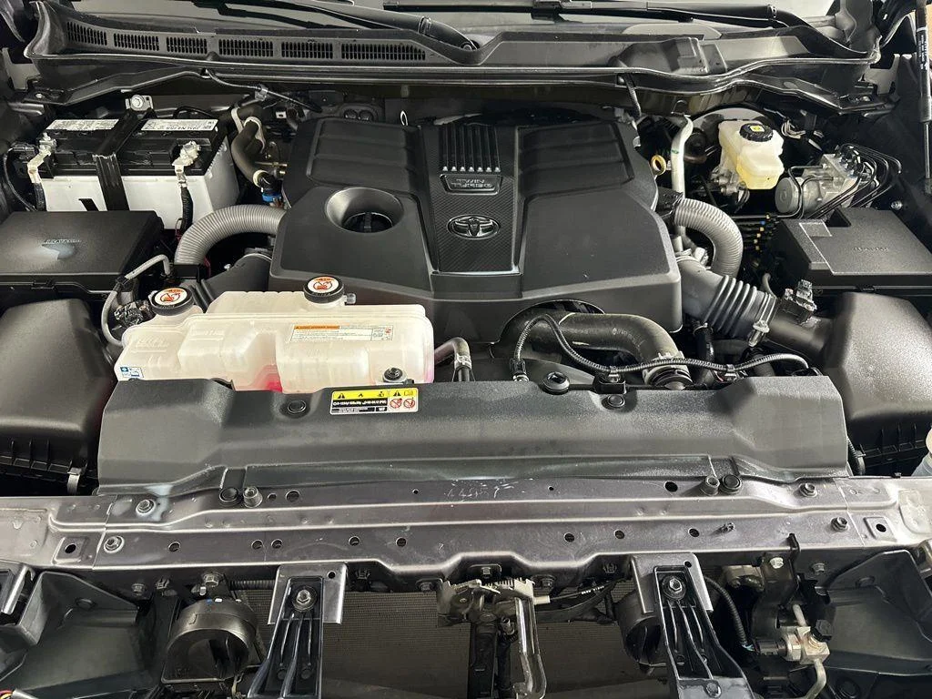 Used 2025 Magnetic Gray Metallic Toyota Limited image 24