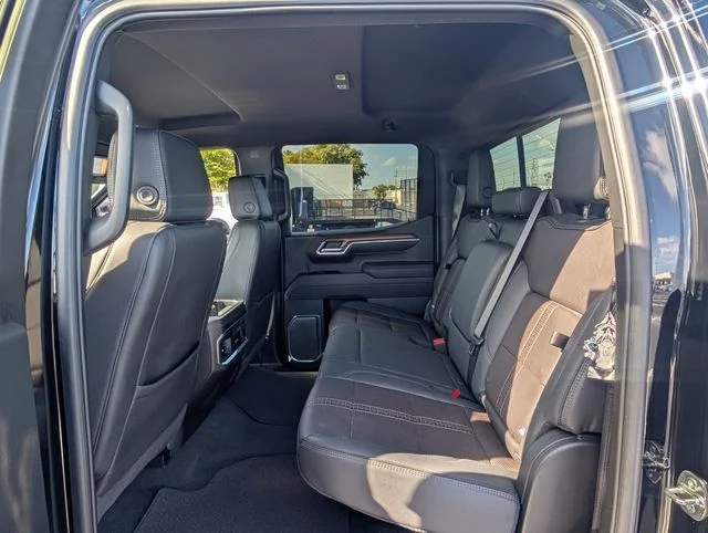 Used 2025 Black Chevrolet High Country image 11