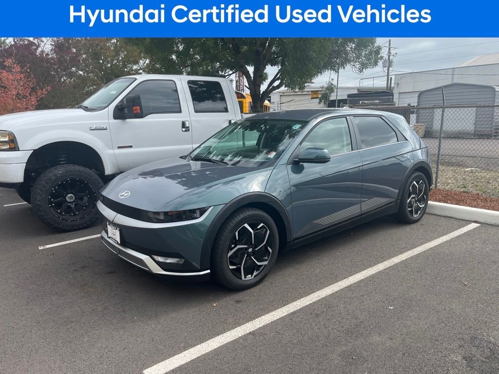 Used 2024 Green Hyundai SEL image 2