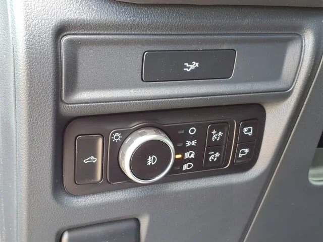 New 2026 Avalanche Ford XLT image 37