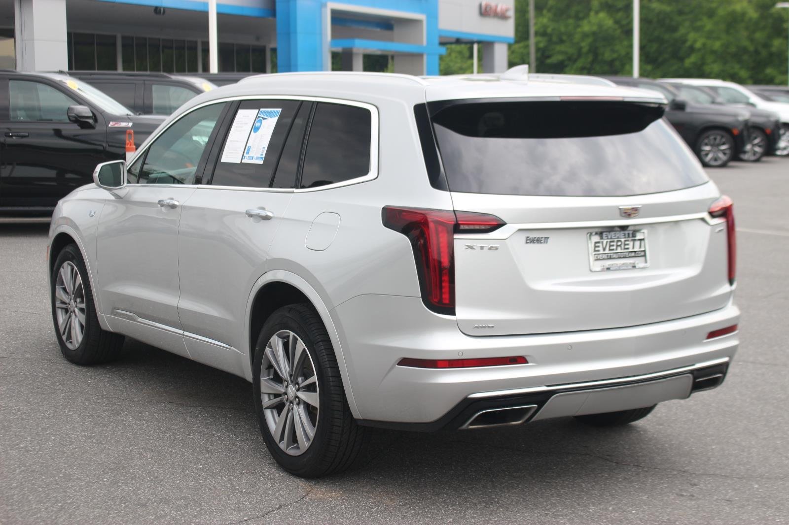 Used 2020 RADIANT SILVER METALLIC Cadillac AWD Premium Luxury image 5