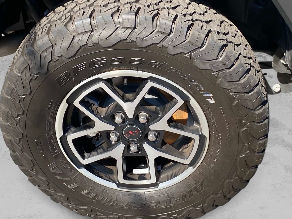 Used 2025 Gray Jeep Rubicon image 31